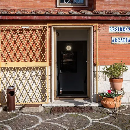 Residenza Arcadia 住宿加早餐酒店